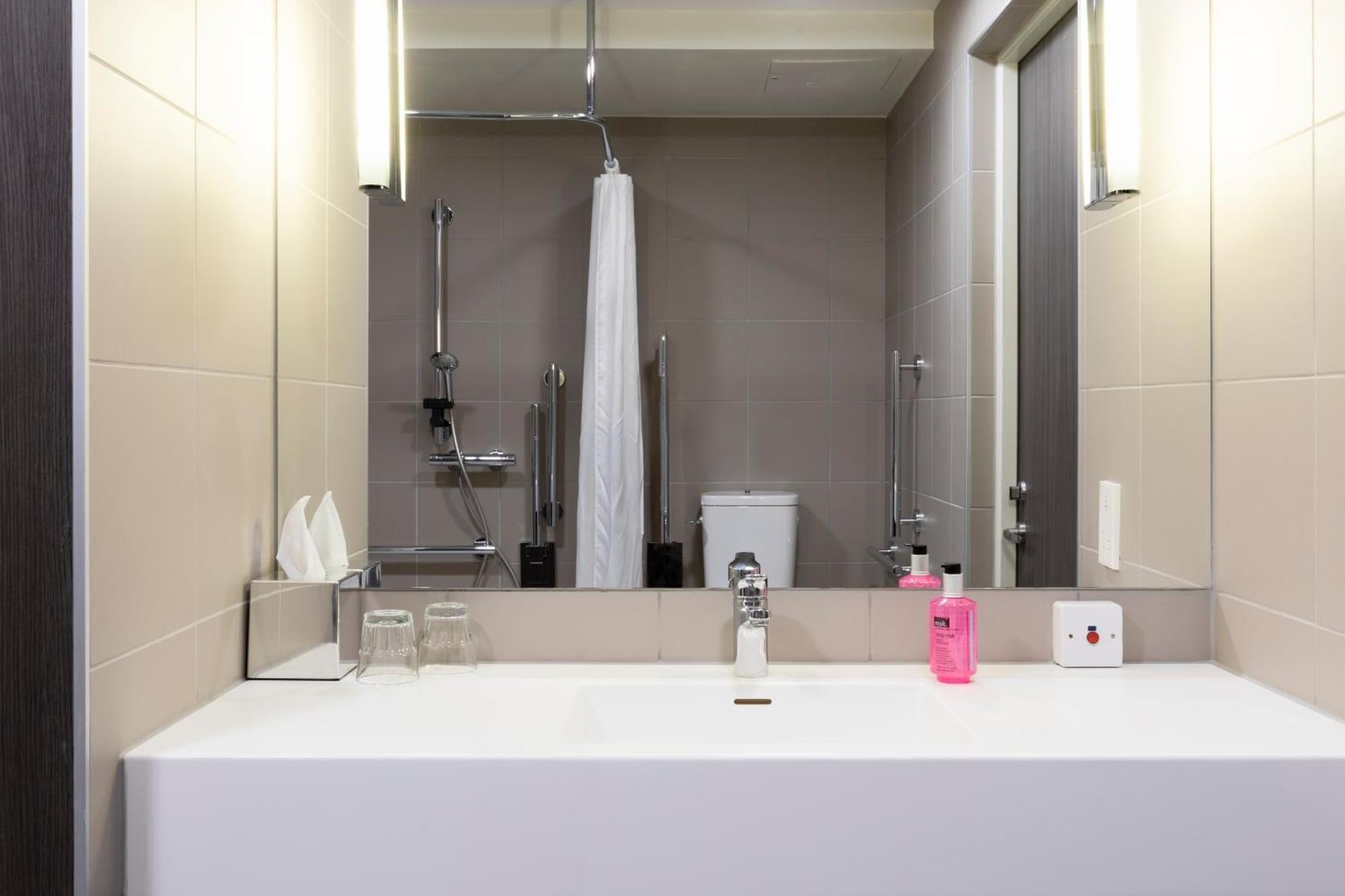 Moxy Milan Malpensa Airport Hotel Case Nuove  Ngoại thất bức ảnh