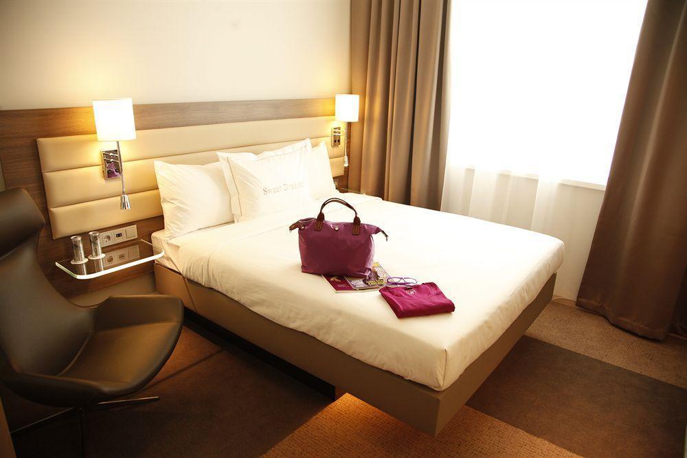 Moxy Milan Malpensa Airport Hotel Case Nuove  Ngoại thất bức ảnh