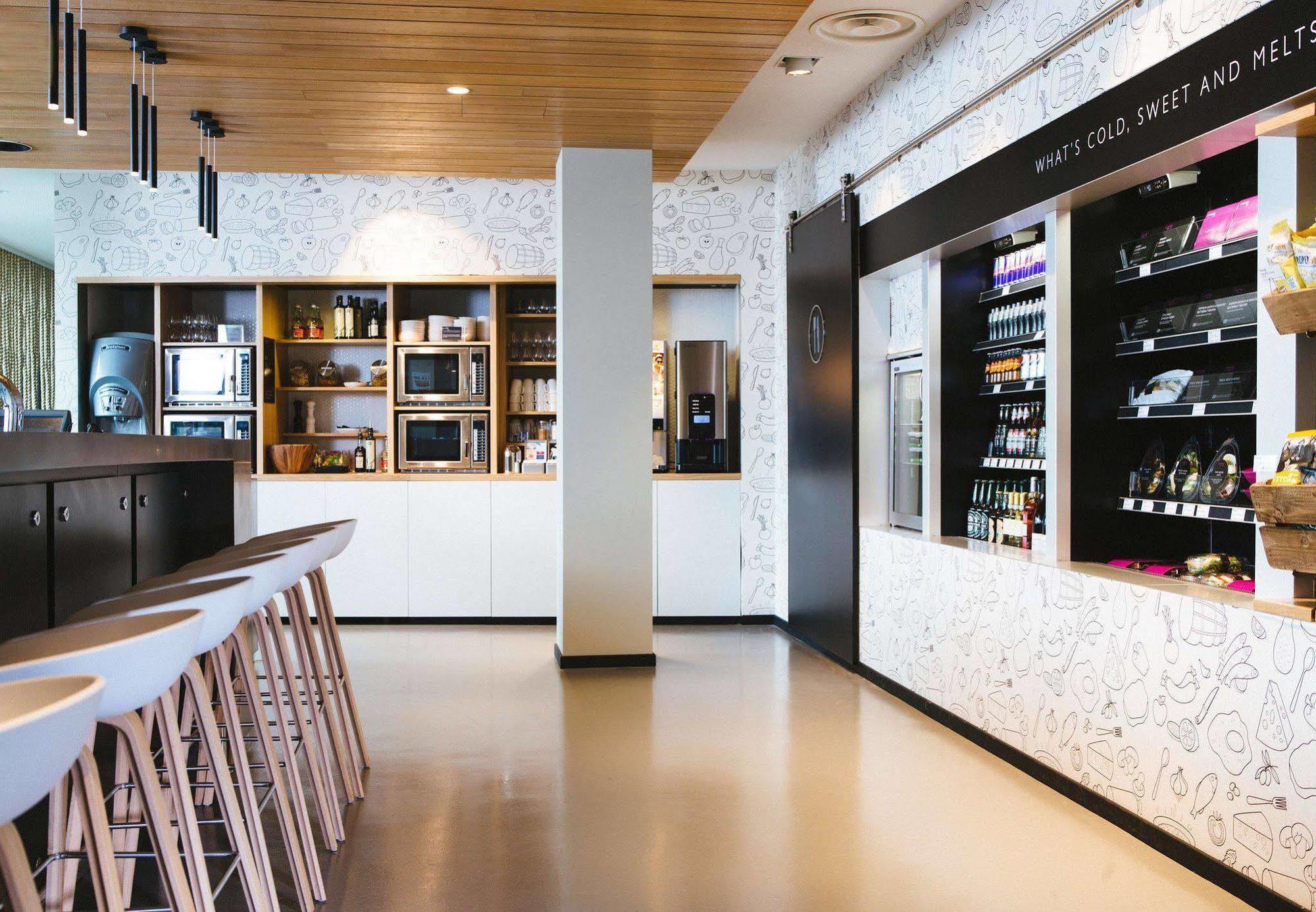 Moxy Milan Malpensa Airport Hotel Case Nuove  Ngoại thất bức ảnh
