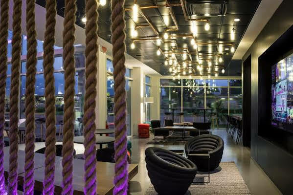 Moxy Milan Malpensa Airport Hotel Case Nuove  Ngoại thất bức ảnh